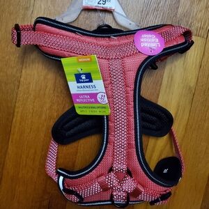 NWT Top Paw Medium Ultra Reflective Dog Harness